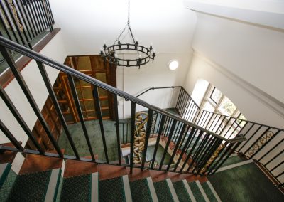 Main Stairs 2-1st Fl (b)